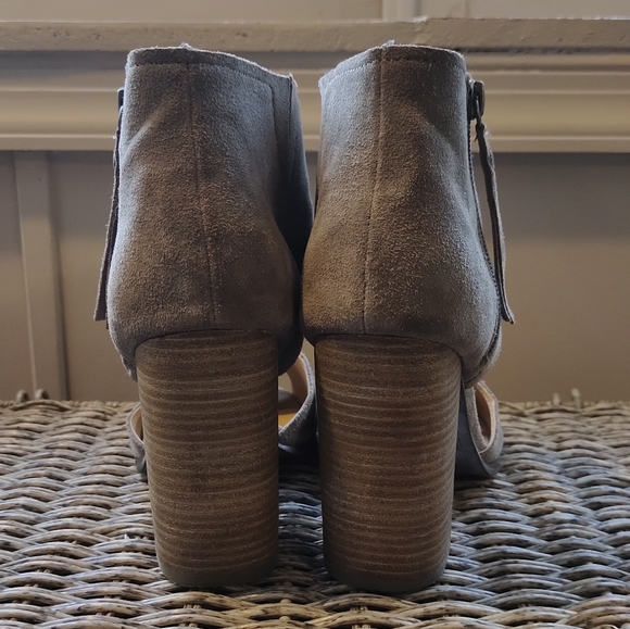 Kelsi Dagger Brooklyn Gaya Open Toe Bootie - Picture 7 of 13